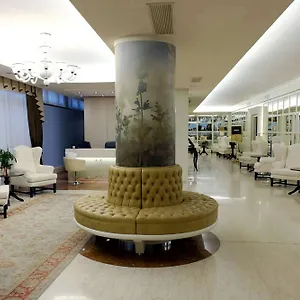Отель Roxy Plaza, Соаве
