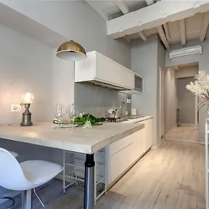 Jake & Francis By Mamo Apartment