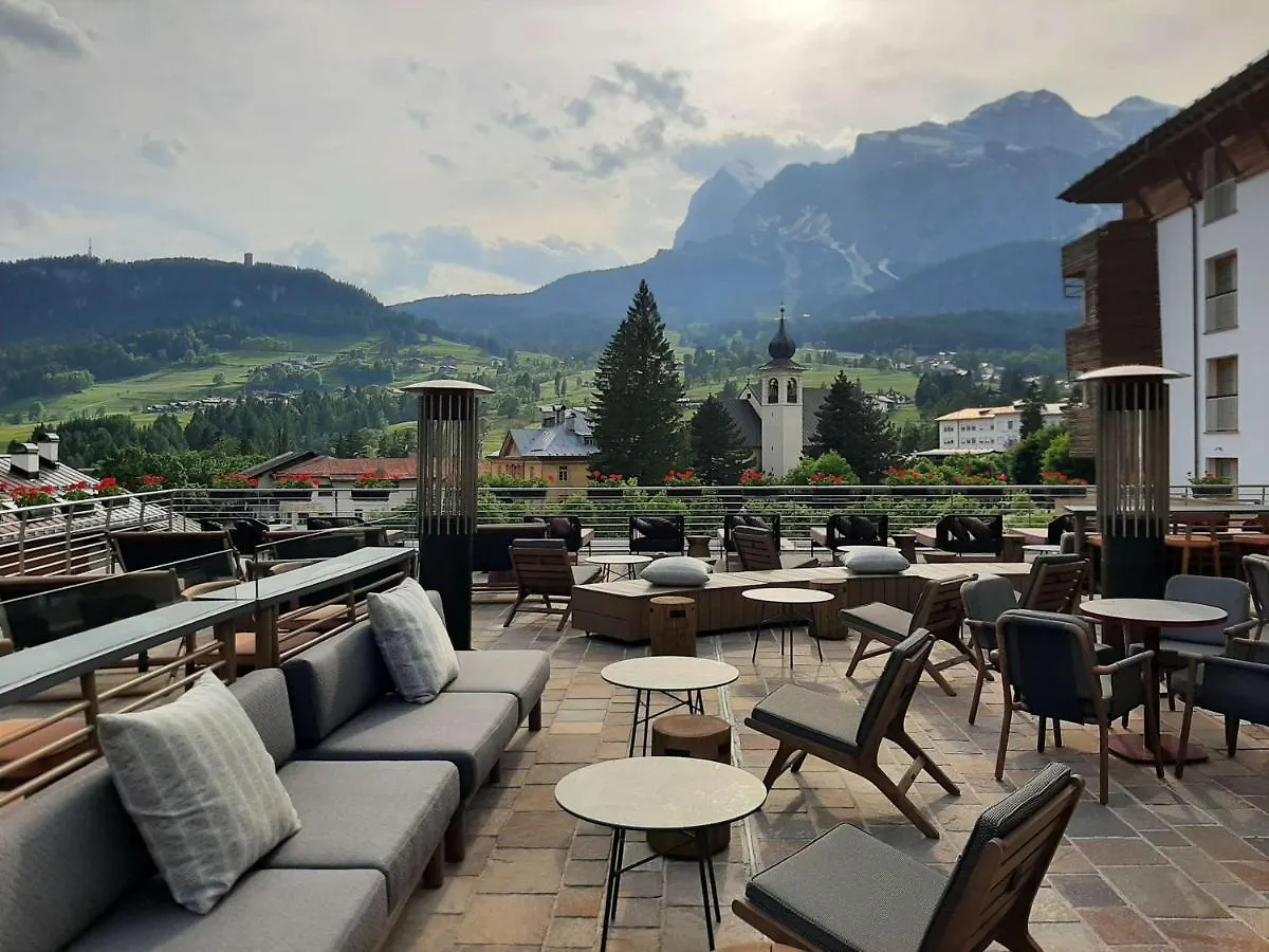 Grand Hotel Savoia Cortina D'Ampezzo, A Radisson Collection Hotel